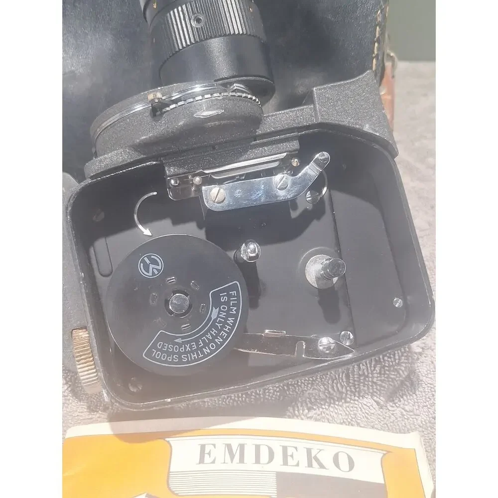 Mansfield Holiday Zoom Model M 1115 8mm Movie Camera w/Case Manual- Works!